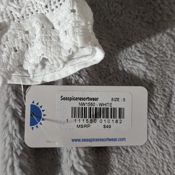 NWT Crochet Halter Crop Top Small White Cotton Cover-Up - Picture 4 of 9